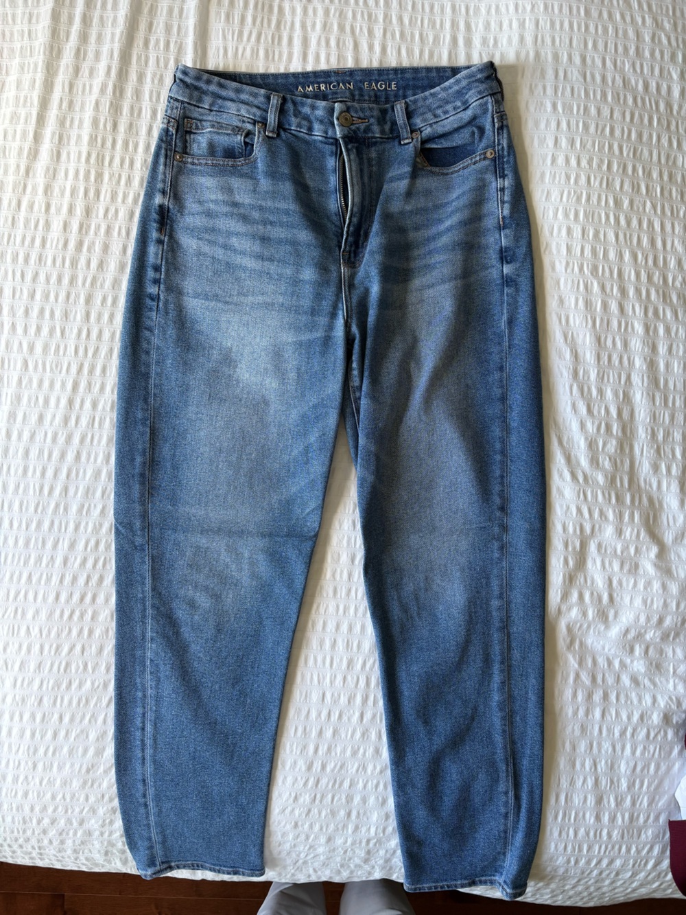 American Eagle Outfitters Women’s Curvy Mom Jean